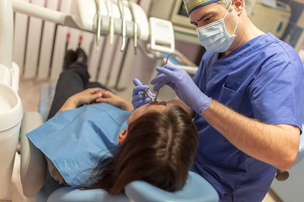 Best Emergency Dental Care  in Westlake Vlage, IL